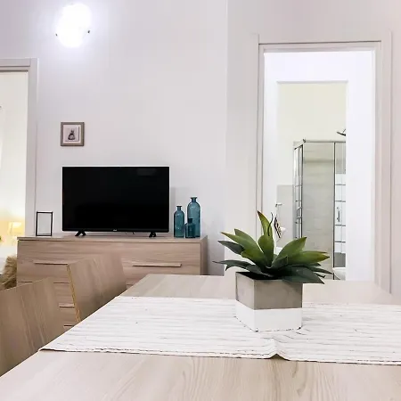 Nuova 27 Apartment