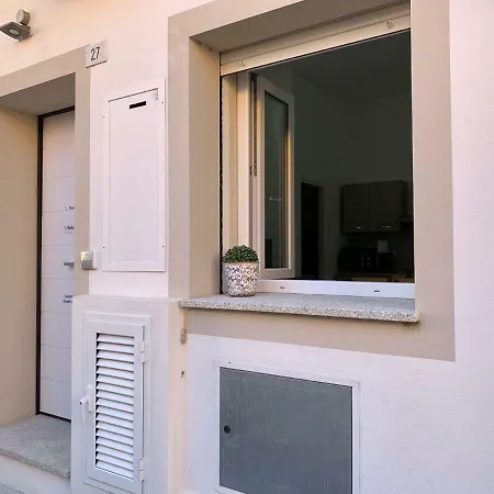 Apartment Nuova 27 *